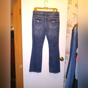 Boot cut jeans